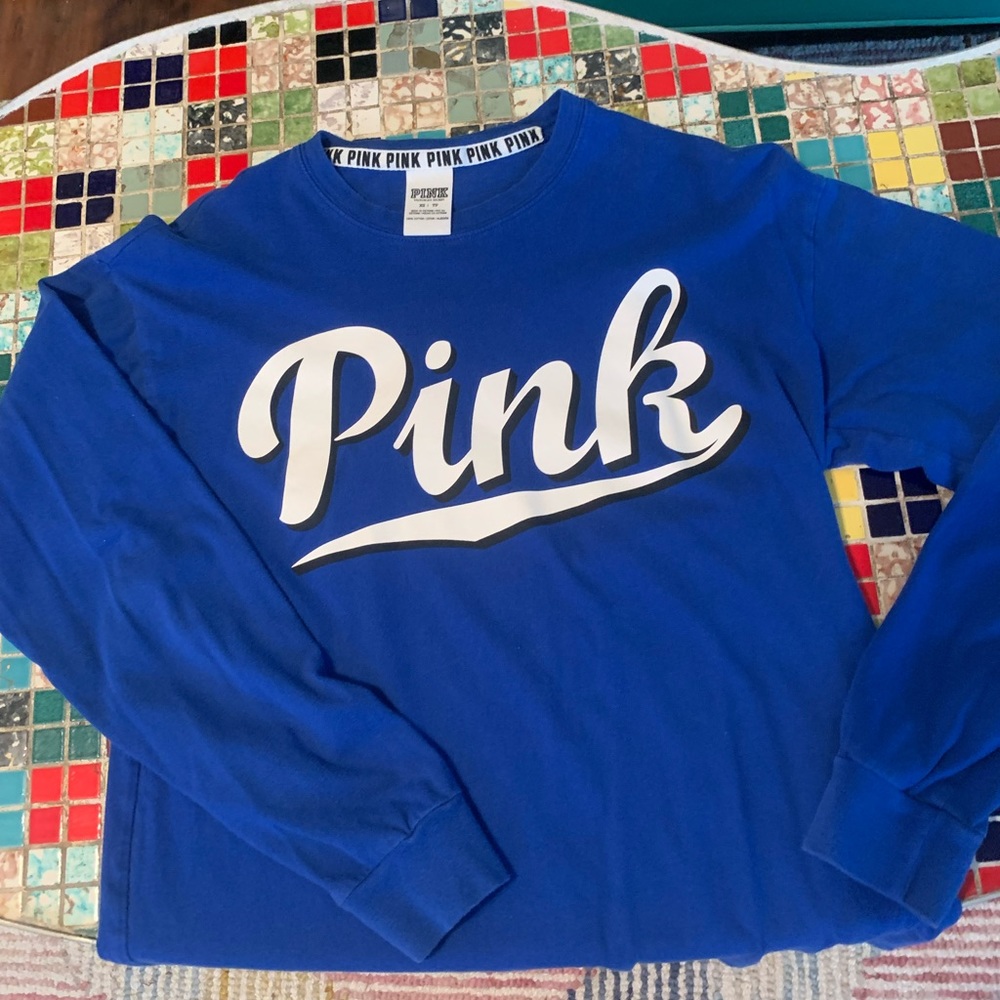 Womens XS Victoria’s Secret Pink shirt